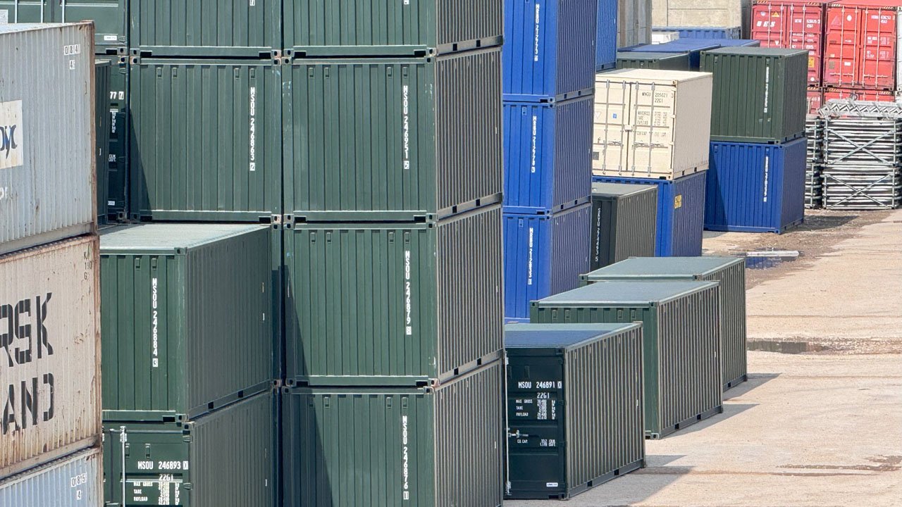 inside a 20ft container